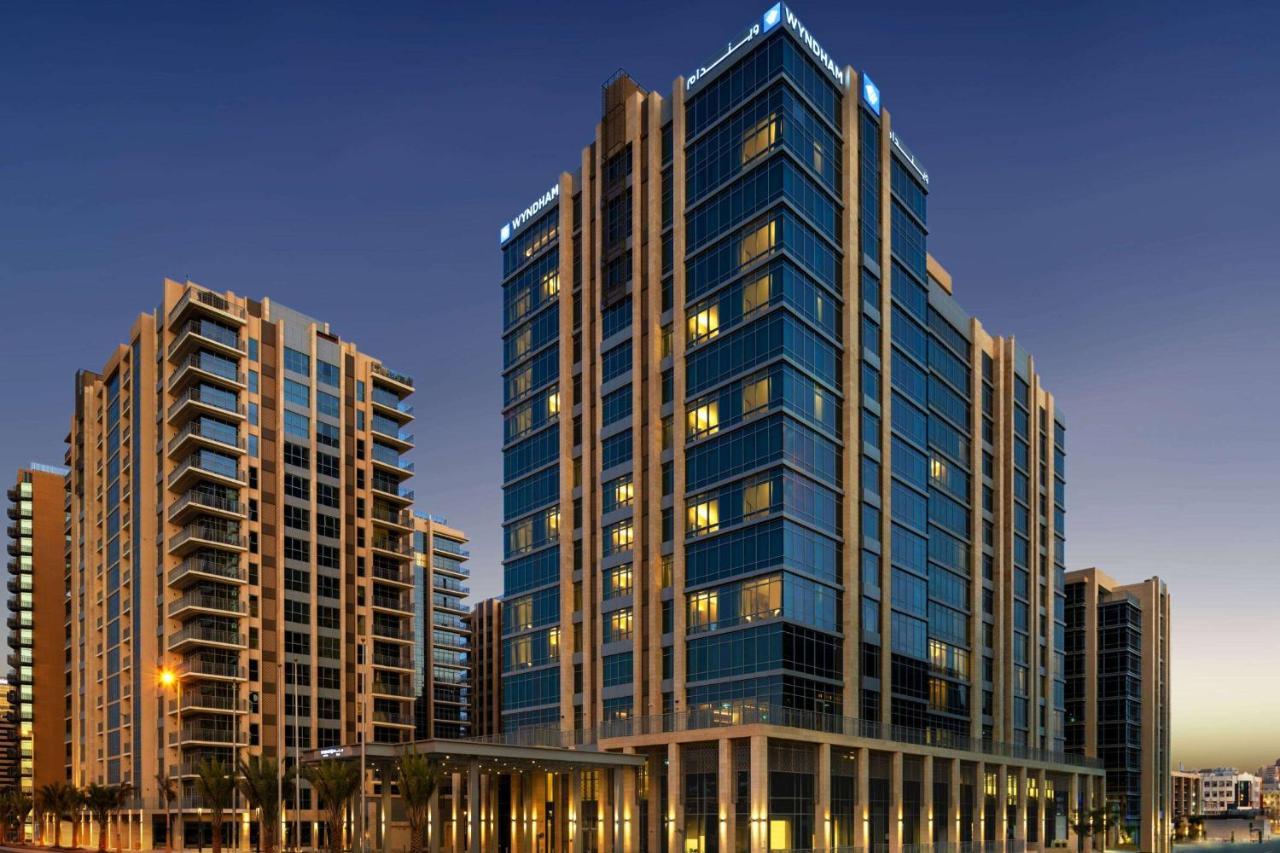 Wyndham Dubai Deira Hotel Exterior photo